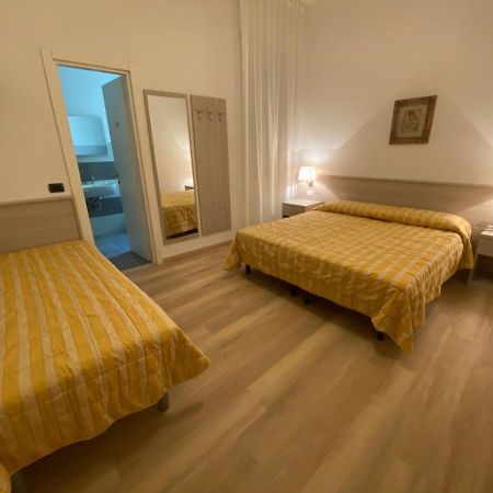 Hotel Rio Alassio Kültér fotó