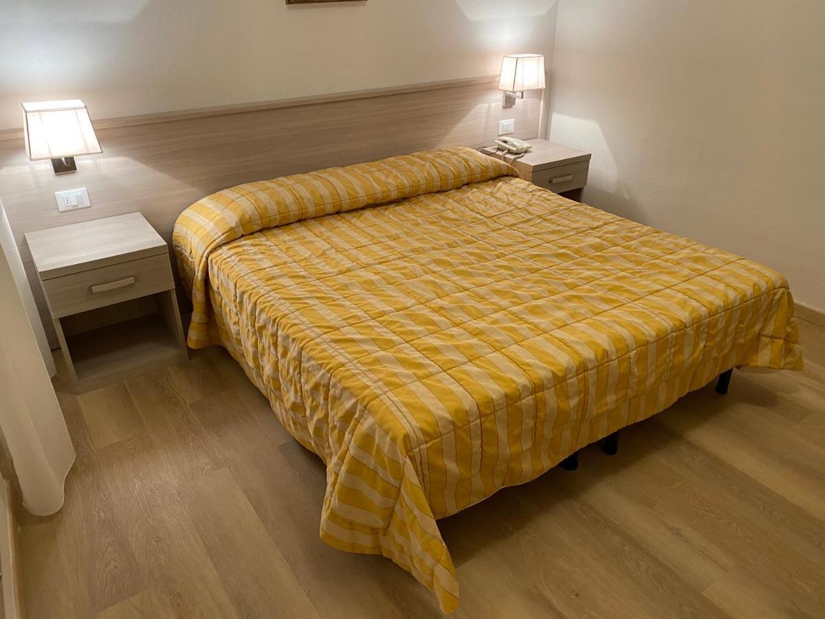 Hotel Rio Alassio Kültér fotó