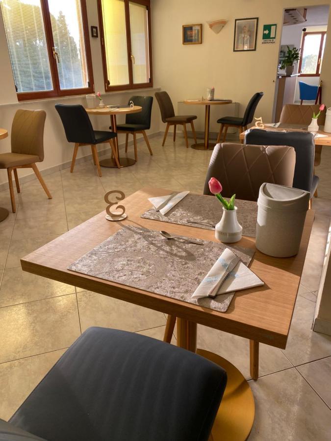 Hotel Rio Alassio Kültér fotó