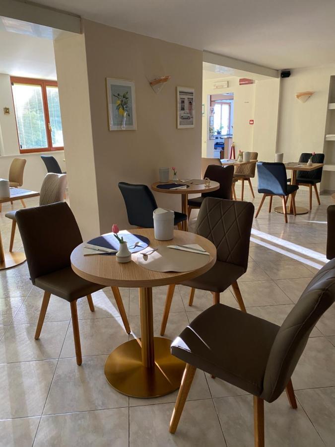 Hotel Rio Alassio Kültér fotó