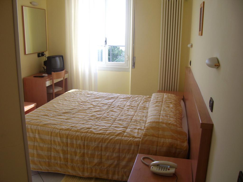 Hotel Rio Alassio Szoba fotó